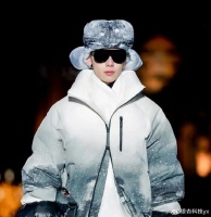 人民“抛弃”波司登？