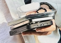 现在的手机都是双卡了，为什么你还需要两部手机？