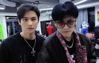 数百人在线开局惨淡：「三只羊」豪赌App，翻盘还是自嗨？ | BUG