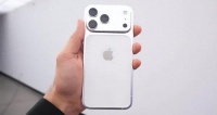iPhone 17 Pro 终于变了，七年来首次外观大改！