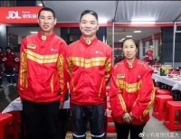 发现没！刘强东破防瞬间全网刷屏！