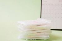 黄子韬押注的卫生巾生意毛利可高达60%，有二手卖家溢价到200元