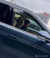 余承东“开车睡着”？网友称打招呼后秒回！曾开车直播被强制下播