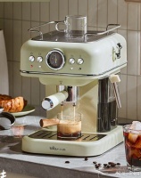 厨房小家电增长受阻，解决产品创新乏力的痛点尤为重要