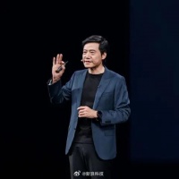 雷军称芯片做出来不代表马上就用雷军称没10年以上投资搞不定芯片