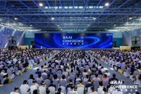 宇树科技王兴兴：真正解放生产力前 机器人格斗会成为全球受欢迎的赛事｜科技观察