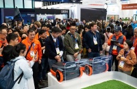 2025北美割草机大爆发，九号、松灵、追觅刀锋对决｜焦点分析