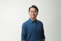 离开锤子、字节后，吴德周抢先Meta推出AI运动眼镜丨涌现36人