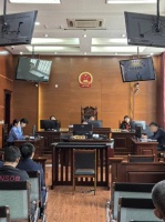 男子竟敢在直播间卖“翻新机”？获刑4年被罚175万！