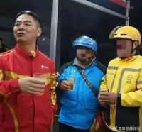 刘强东“救了”饿了么