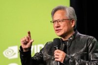 中国芯真要爆！黄仁勋亲口承认：华为取代英伟达只是时间问题