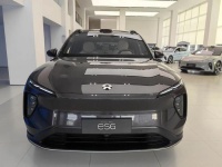 新能源凉透了？蔚来5%大跌，小鹏跟跌，造车新势力集体渡劫