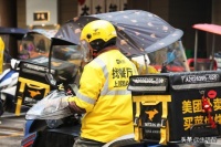 外卖“疯狂星期六”有多烧钱：美团单日补贴4亿，淘宝闪购超12亿