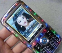 iPhone或将致敬“山寨机”设计，但原因可能很简单