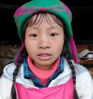 小英被老公曝光，走红之后就忘本了，4块钱衣服直播翻7倍售卖