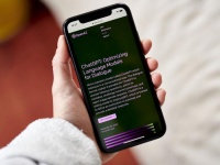 AI“失意者”苹果，到了它的“诺基亚时刻”吗？