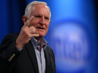 前任CEO发声：英特尔需要400亿美元维持技术领先地位