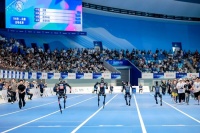 人形机器人运动会上首个“百米飞人”诞生，天工夺冠