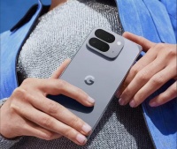 谷歌深夜上新，黄仁勋都中意的Pixel手机，为何成不了“安卓标杆”