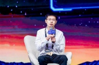 宇树科技官宣IPO后王兴兴首次发声：我最后悔的是以前没有学AI