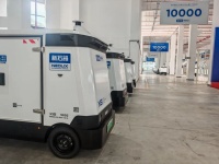 “中国无人物流车没有对手，是真的遥遥领先！”