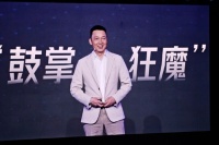 荣耀CEO李健，透露AI布局