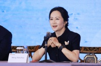 报应来了？为讨好美方落井下石，扣押华为7亿物资，如今彻底垮台