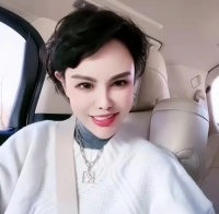 千万网红翻车，被曝光偷税金额达1800万，被举报后依然淡定直播