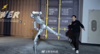 宇树人形机器人H2训练视频曝光，完成空翻踢腿等高难度动作