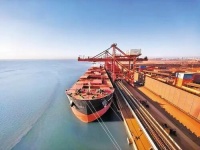 第一船到港 货运开门红