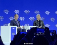 黄仁勋达沃斯谈AI变革，称其正推动万亿美元基础设施投资