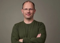 48岁GitHub前CEO杀入AI编程创业，创下领域内规模最大种子轮纪录