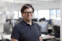 图灵奖得主杨立昆评人形机器人表演功夫：预编程，没有实用价值！