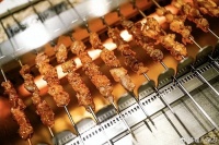 营销失灵下的生存困局：丰茂烤串从标杆到危机的坠落