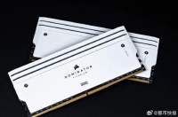 “直接崩了”，价格断崖式下跌！有人疯狂抛售…商户：销量跌了60%都不止