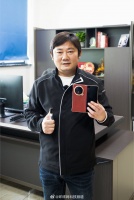 荣耀官宣与张雪达成WSBK合作，其碎屏手机升级Magic V6