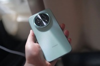 华为畅享90ProMax卖爆，最难受的根本不是小米