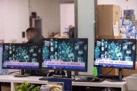 半月谈：让AI与AI互相聊天，会聊出什么