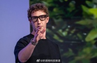 扎克伯格搬入AI实验室亲自写代码