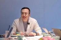 赵明履新千里2个月首度发声：智驾之战，看谁在大模型上少犯错