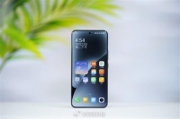 小米18Pro曝光，2nm芯片加超窄直屏