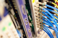 国产光纤全球爆单的背后