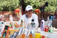 “去大主播化”的东方甄选，反被主播“去”