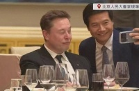 雷军为什么不找他合影？