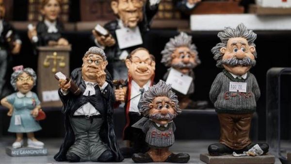 爱因斯坦的想象力宇宙与贝佐斯的想法压缩包