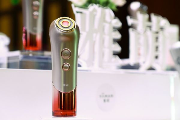 「雅萌 YA-MAN」美容仪:40% 市占率的生意经