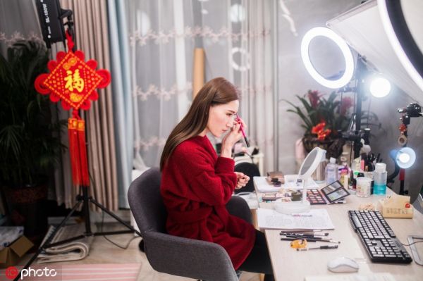 高手来了丨现在想做网红，还来得及吗？——短视频赛道趋势分析