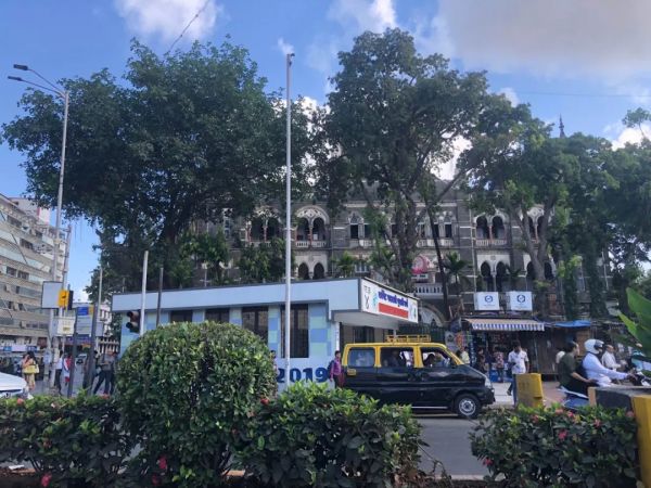 印度不仅有宝藏电影,我们更看到四亿新蓝海人群