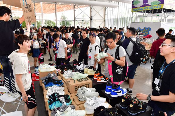 要与“毒”等线上平台形成联动,「 Endeavor」带领球鞋展Sneaker Con进入中国