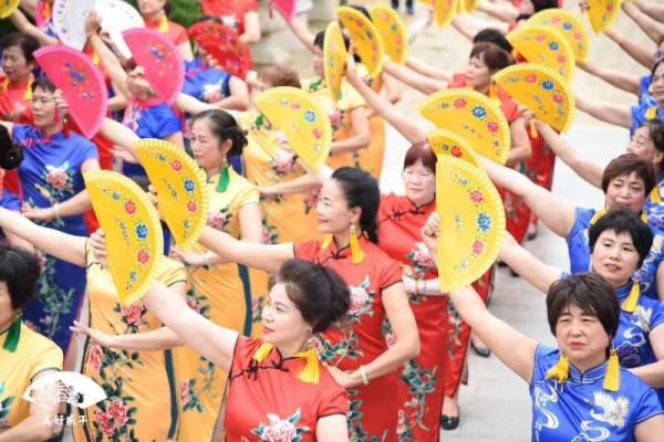 用“老年大学”入场“银发经济”,「美好盛年」想做的不止是老年版“学而思”